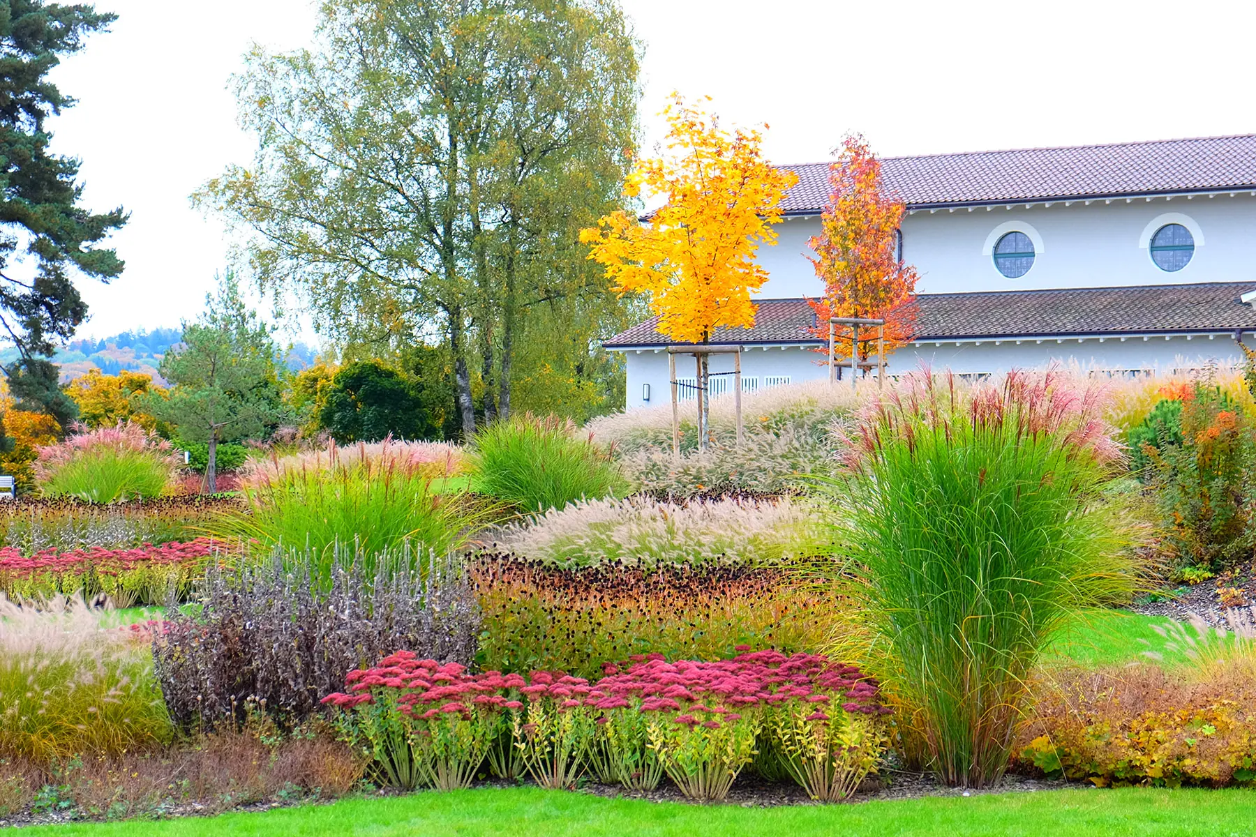 Friedhofspark in Burgdorf – ein Ort des Erinnerns